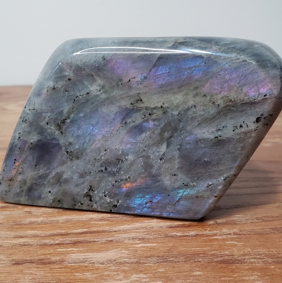 Labradorite Crystal Freeform 0.86 pounds - Picture 4 of 17